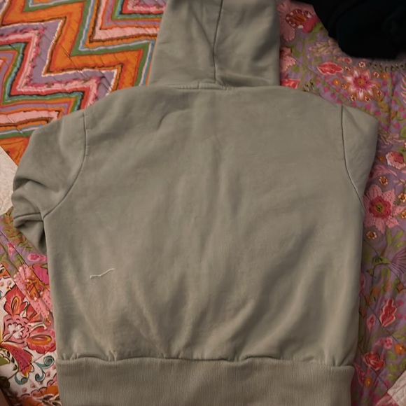 Brandy melville cropped sage green jacket - Picture 2 of 5